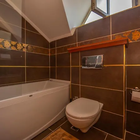 Villa Origine An1 *